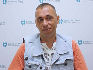 Имплантация верхних зубов в Smile at Once